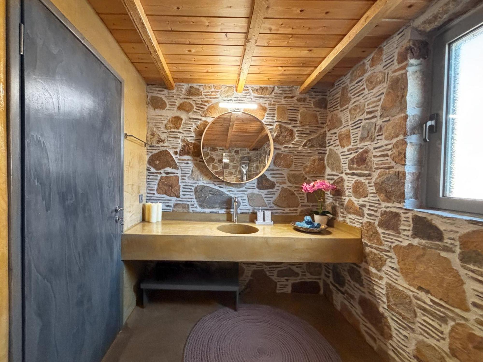 Mekia'S Beach House Livadia  ภายนอก รูปภาพ
